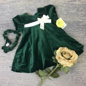 🎪Starting Out green velvet dress